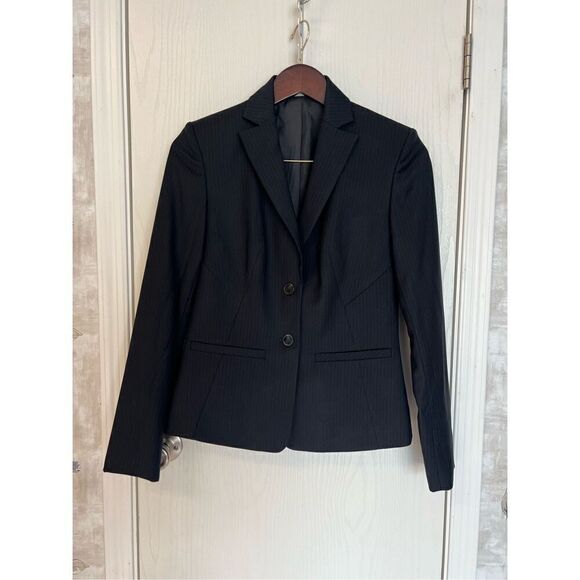 Doc  & Amelia Jackets & Blazers - Doc  & Amelia by Cintas Blazer